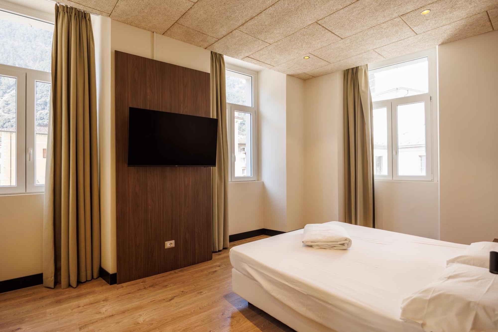 Hotel Grand 4*